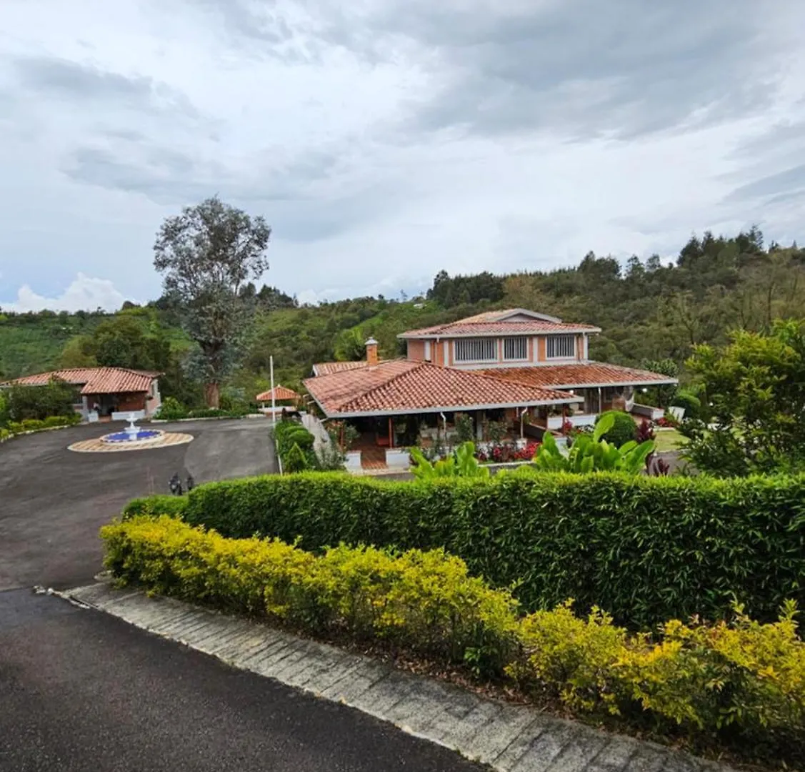 Casa Campestre, Guarne-Aeropuerto Jose Maria Cordova Villa